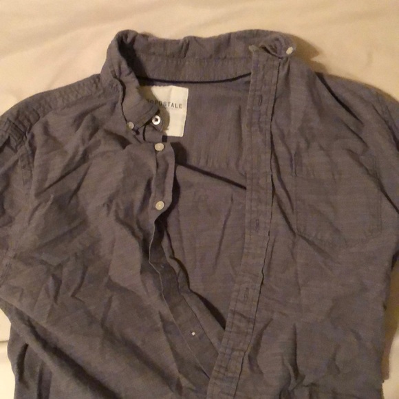 Aero Button Up - Picture 2 of 2